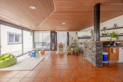 Moradia T4 para Venda em São Martinho