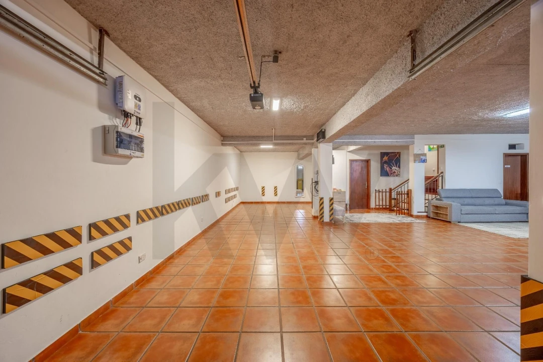 Moradia T4 para Venda em São Martinho Foto 32