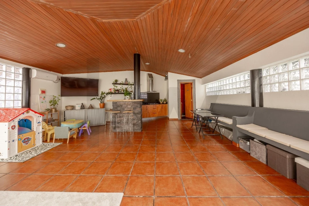 Moradia T4 para Venda em São Martinho Foto 49