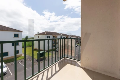 Apartamento T3 para Venda em Arrifes