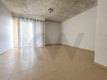 Apartamento T3 para Venda em Arrifes