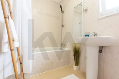 Apartamento T3 para Venda em Arrifes