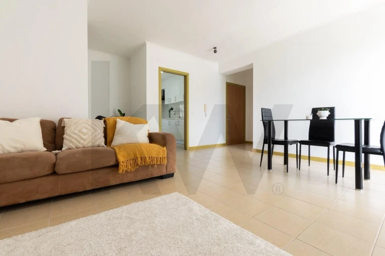 Apartamento T3 para Venda em Arrifes Foto 2