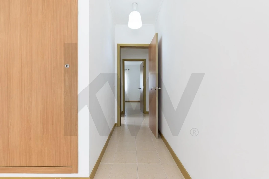 Apartamento T3 para Venda em Arrifes Foto 22