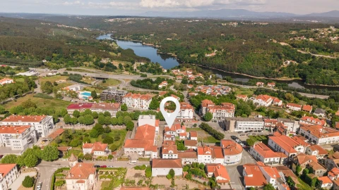 Moradia T4 para Venda em Santa Comba Dão e Couto do Mosteiro