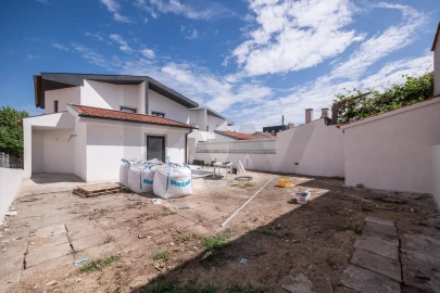 Moradia T4 para Venda em Santa Comba Dão e Couto do Mosteiro