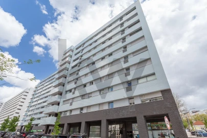 Apartamento T2 para Arrendamento em Lumiar