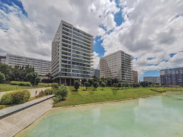Apartamento T2 para Arrendamento em Lumiar