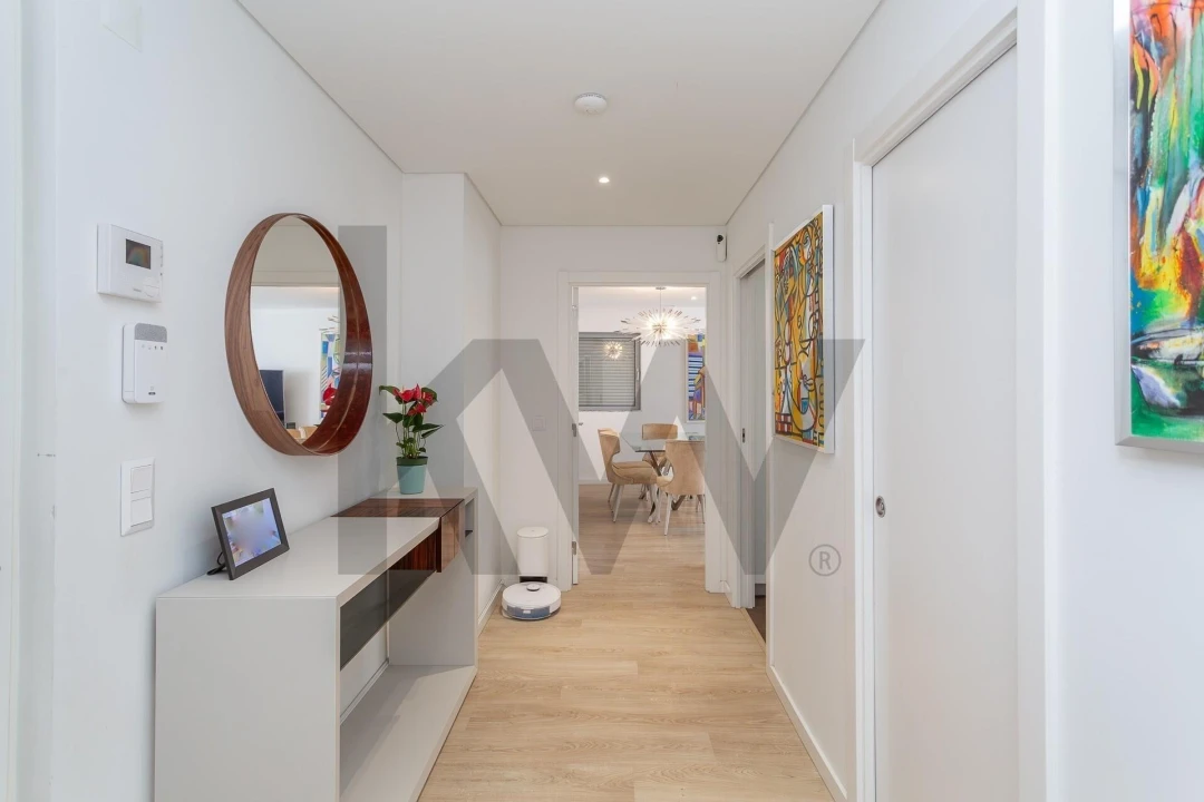 Apartamento T2 para Arrendamento em Lumiar Foto 10