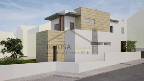 Moradia T3 para Venda em Santa Clara e Castelo Viegas