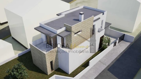 Moradia T3 para Venda em Santa Clara e Castelo Viegas