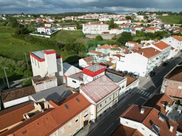 Armazém para Venda em Gaeiras