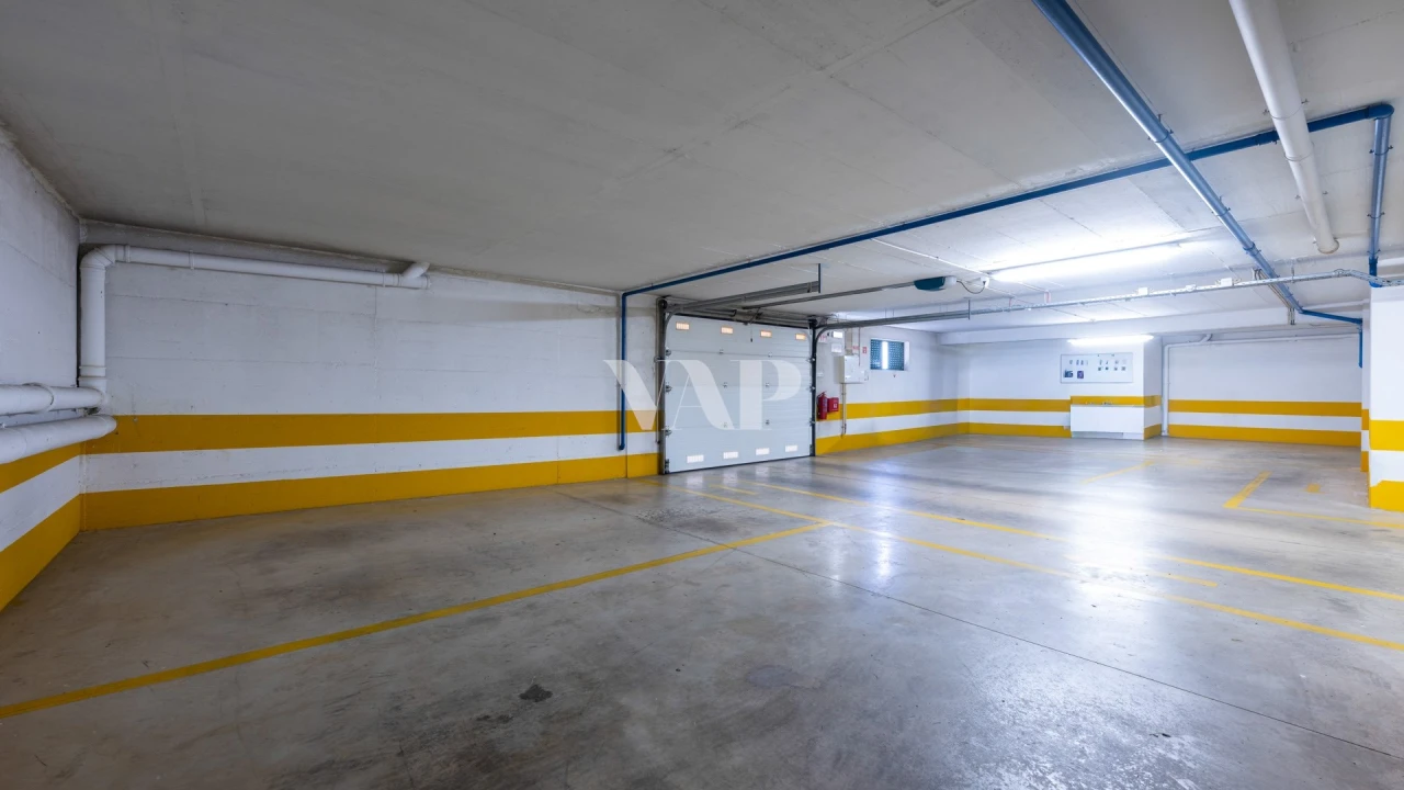 Apartamento T3 para Venda em Quarteira Foto 27