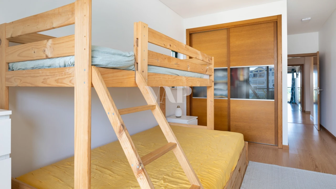 Apartamento T3 para Venda em Quarteira Foto 21