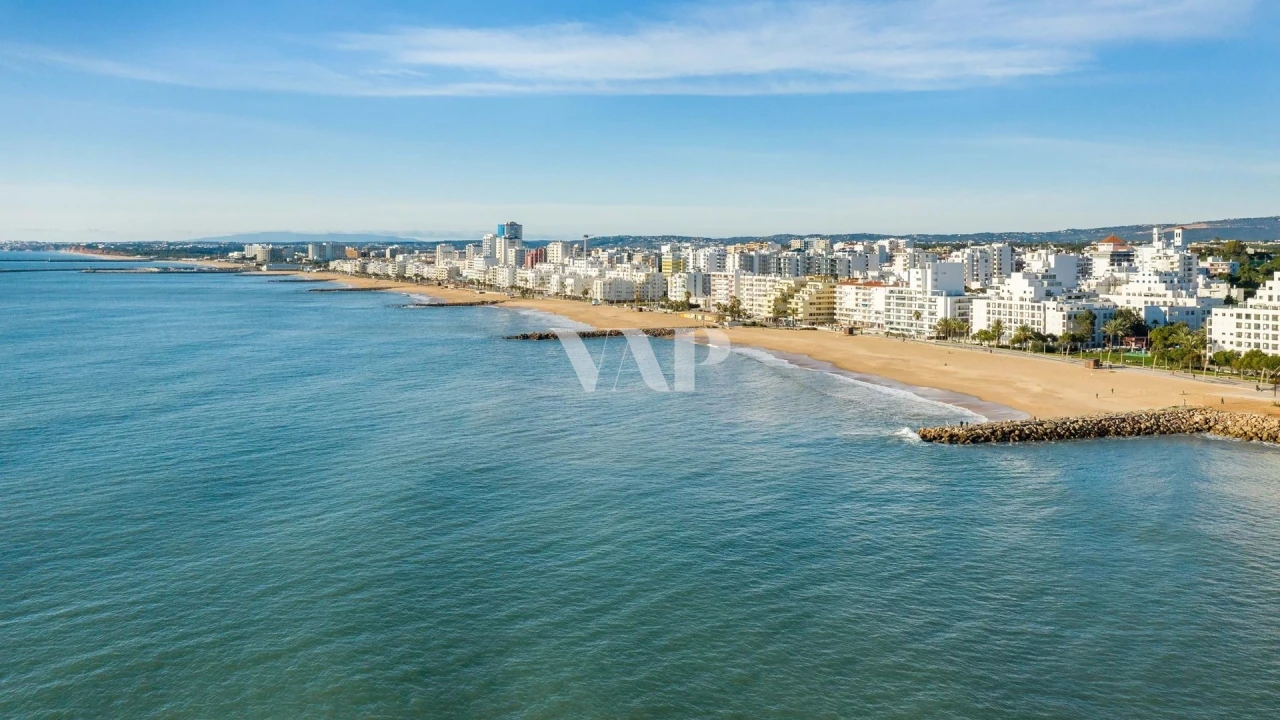 Apartamento T3 para Venda em Quarteira Foto 7