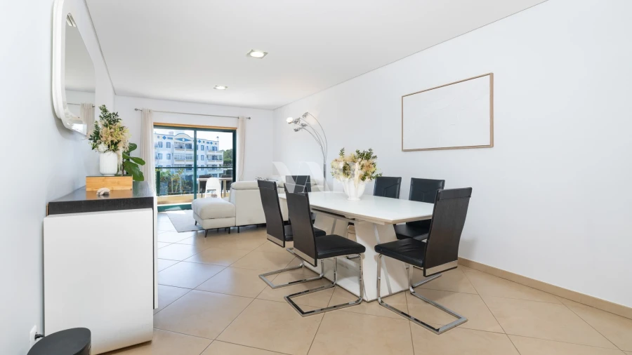 Apartamento T3 para Venda em Quarteira Foto 10