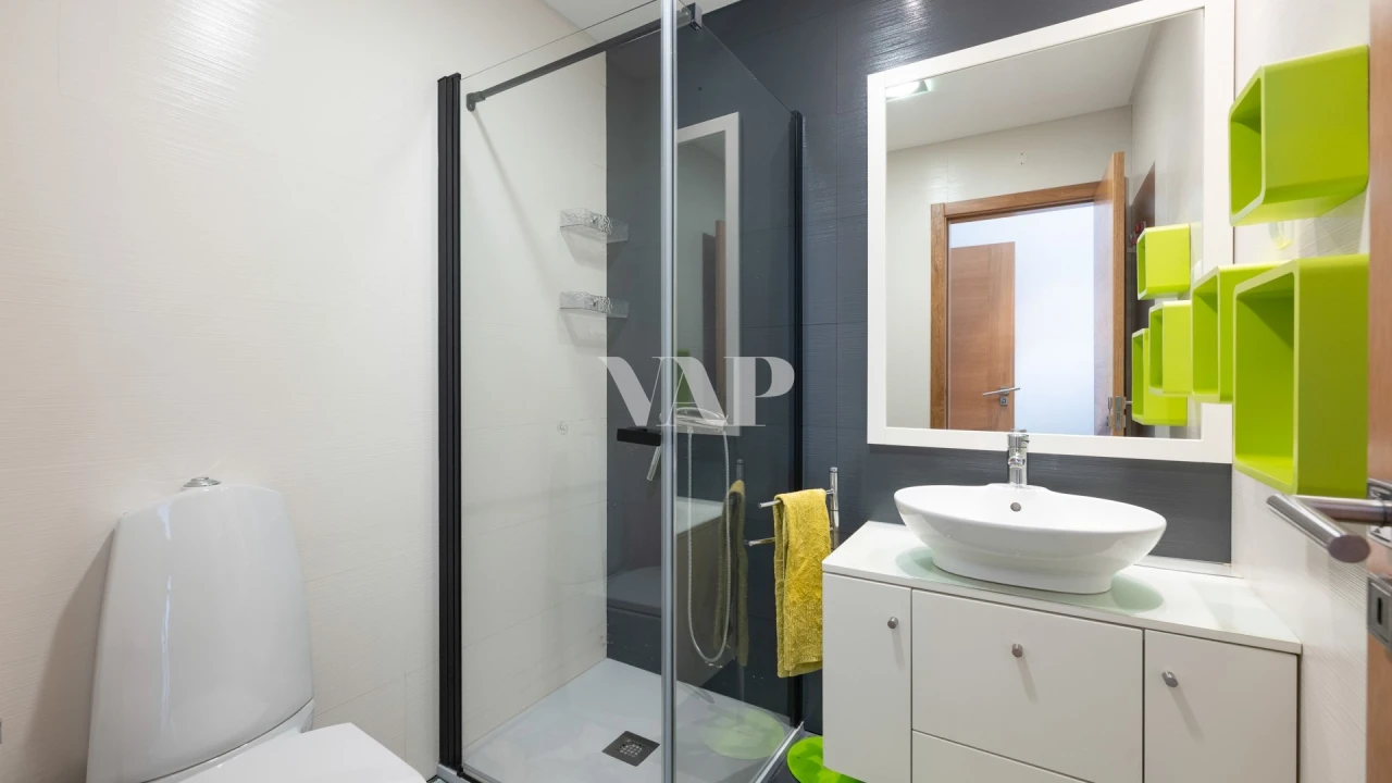 Apartamento T3 para Venda em Quarteira Foto 15