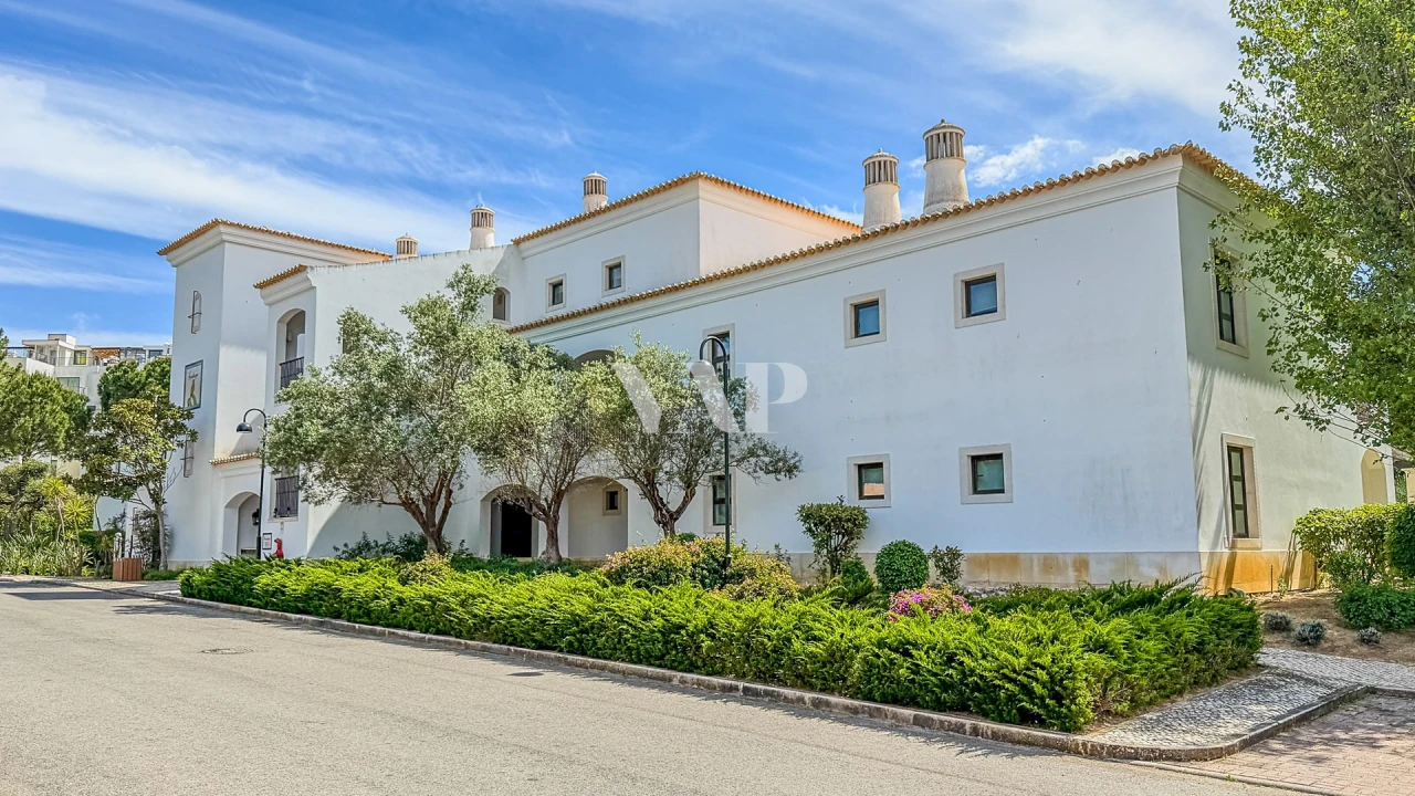 Apartamento T2 para Venda em Albufeira e Olhos de Água Foto 1