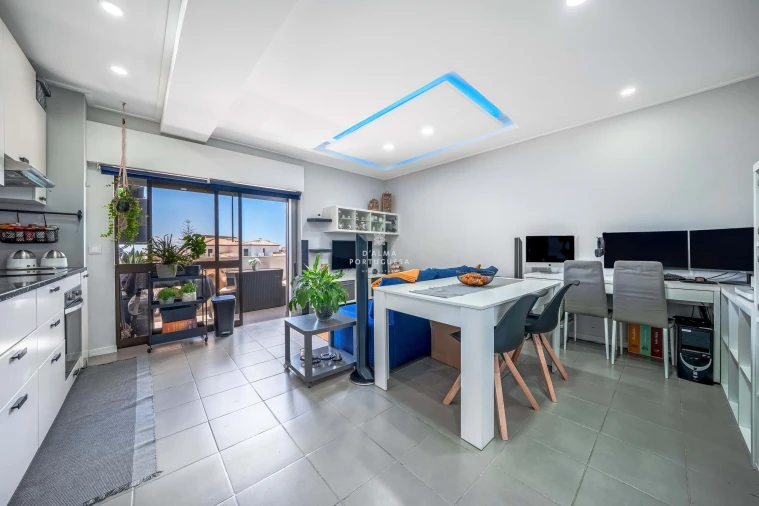 Apartamento T1 para Venda em Albufeira e Olhos de Água Foto 11