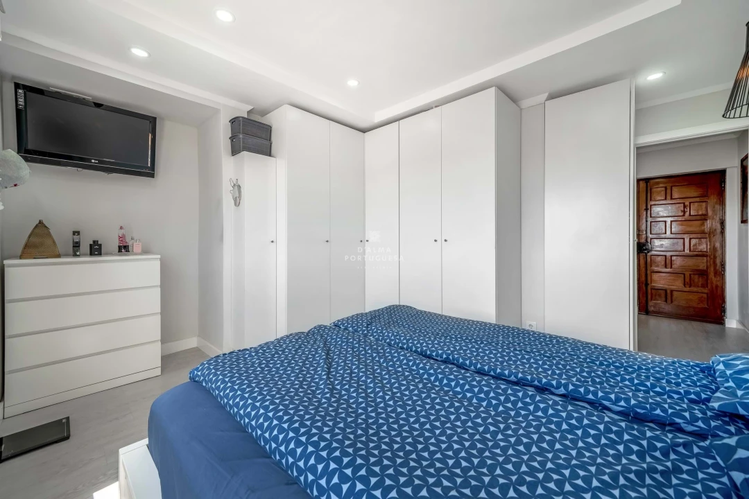 Apartamento T1 para Venda em Albufeira e Olhos de Água Foto 7