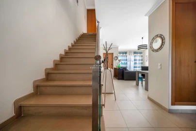 Moradia T3 para Venda em Albufeira e Olhos de Água