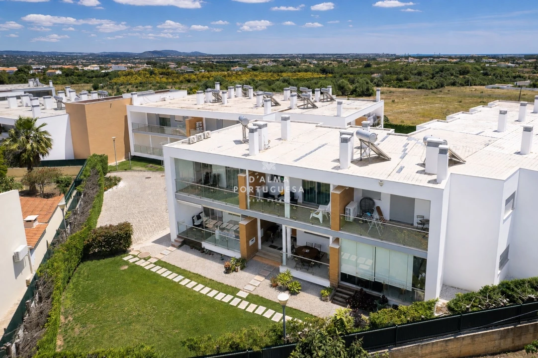Moradia T3 para Venda em Albufeira e Olhos de Água Foto 43