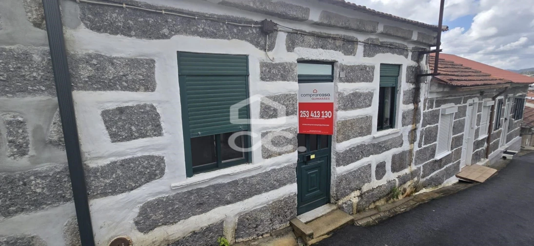 Moradia T2 para Venda em Selho (São Cristovão) Foto 3