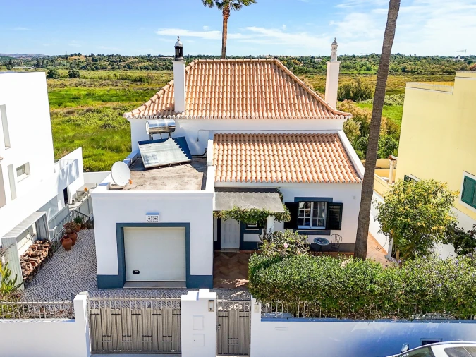 Moradia T3 para Venda em Tavira (Santa Maria e Santiago) Foto 3