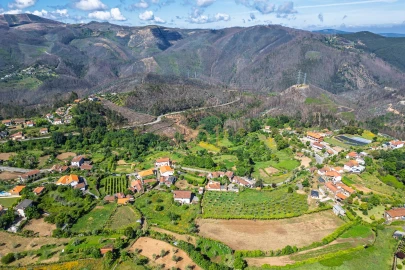 Terreno para Venda em Canelas e Espiunca