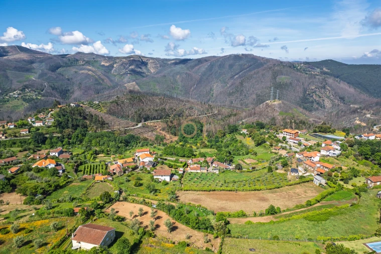 Terreno para Venda em Canelas e Espiunca Foto 11