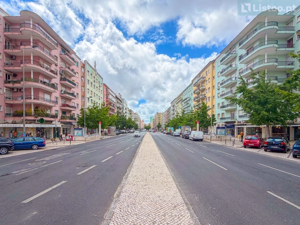 Apartamento T3 para Venda em Alvalade Foto 31