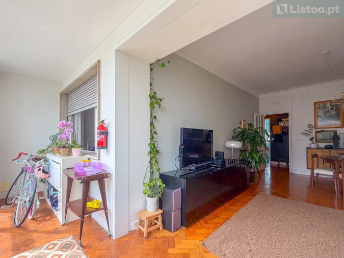 Apartamento T3 para Venda em Alvalade Foto 4