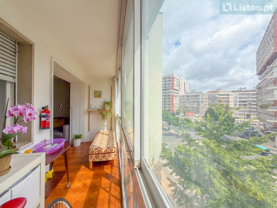 Apartamento T3 para Venda em Alvalade Foto 8