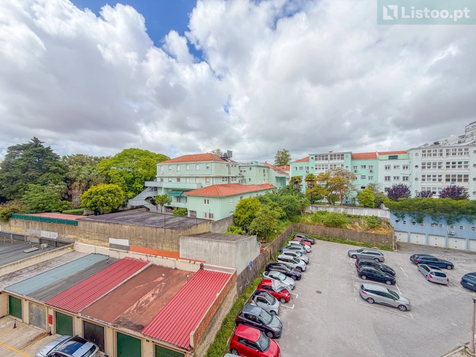 Apartamento T3 para Venda em Alvalade Foto 13