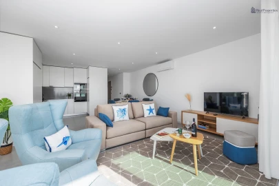 Apartamento T3 para Arrendamento em Quarteira