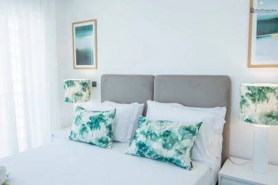Apartamento T3 para Arrendamento em Quarteira