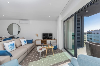 Apartamento T3 para Arrendamento em Quarteira