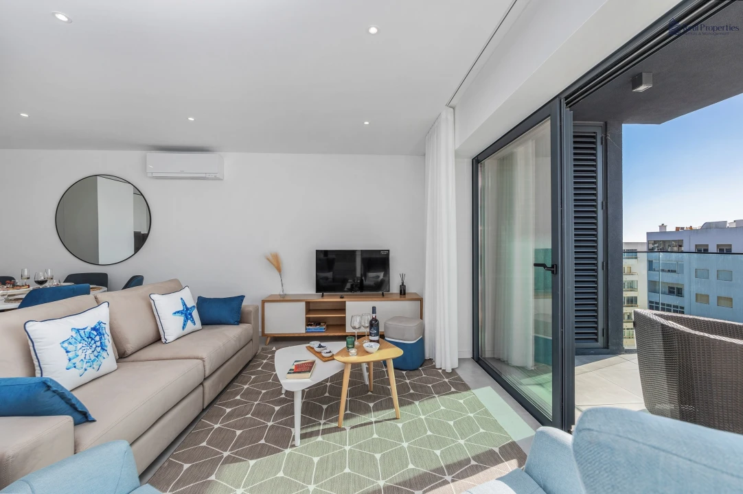 Apartamento T3 para Arrendamento em Quarteira Foto 17