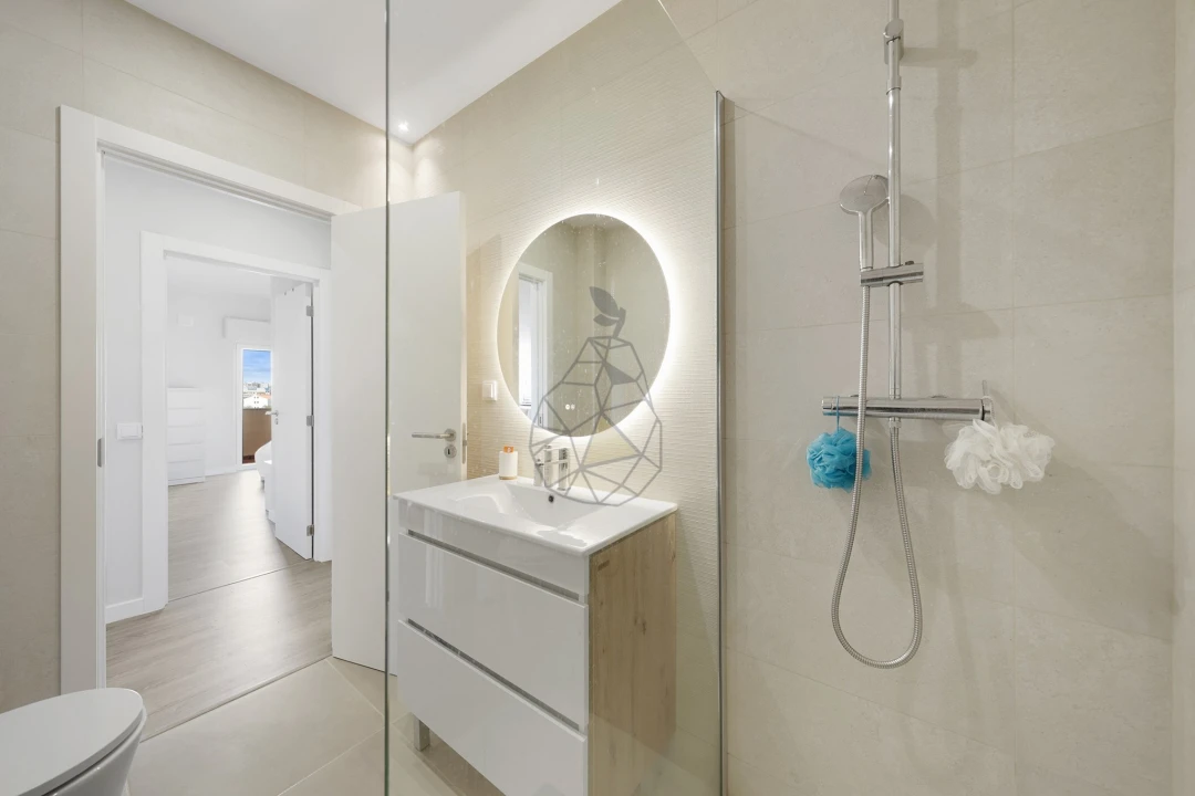 Apartamento T2 para Venda em Portimão Foto 27