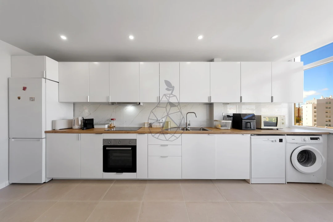 Apartamento T2 para Venda em Portimão Foto 4