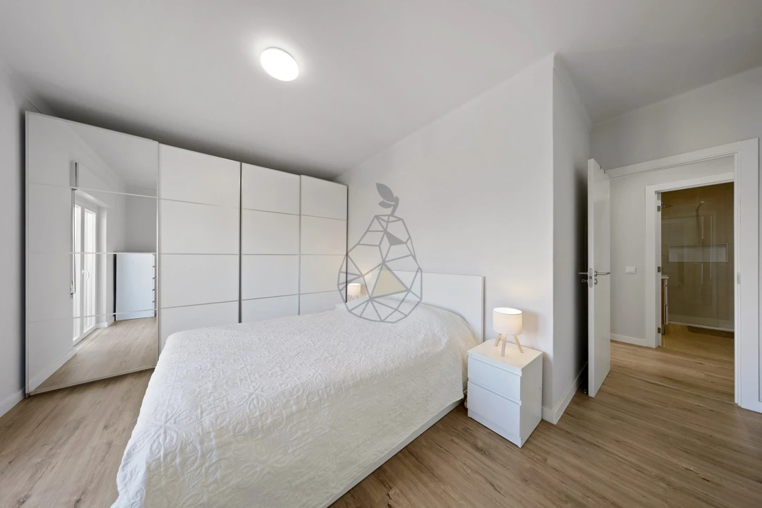 Apartamento T2 para Venda em Portimão Foto 24