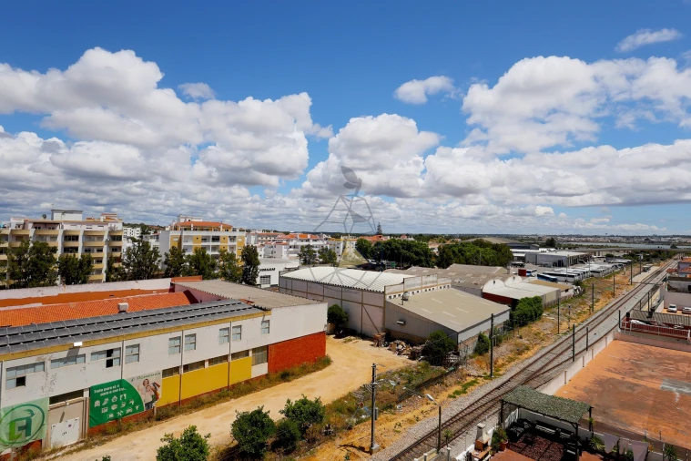 Apartamento T2 para Venda em Portimão Foto 30