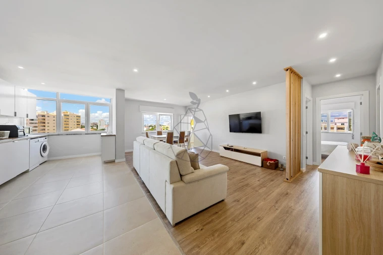 Apartamento T2 para Venda em Portimão Foto 5