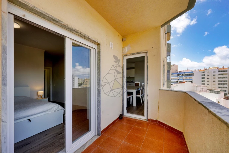 Apartamento T2 para Venda em Portimão Foto 18