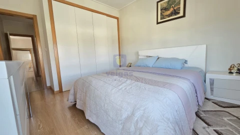Apartamento T2 para Venda em Campelos e Outeiro da Cabeça