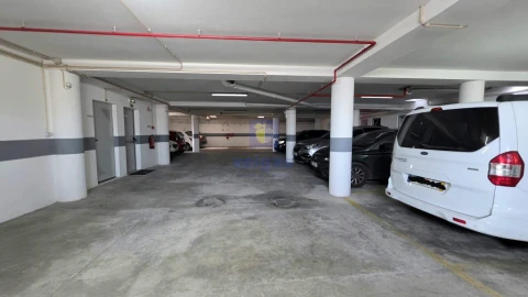 Apartamento T2 para Venda em Campelos e Outeiro da Cabeça
