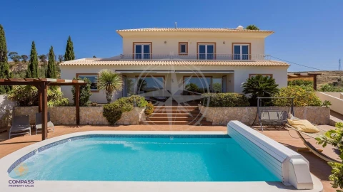 Moradia T4 para Venda em Tavira (Santa Maria e Santiago)