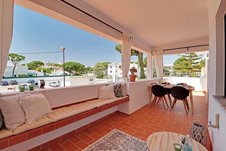 Apartamento T2 para Venda em Albufeira e Olhos de Água Foto 16