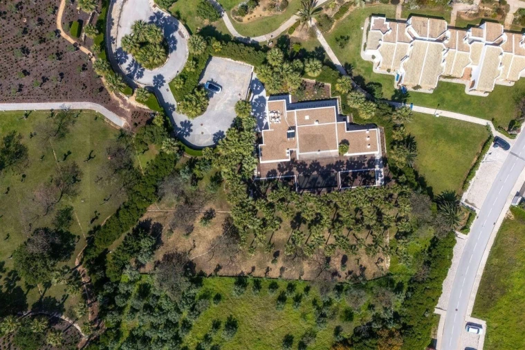 Moradia T3 para Venda em Albufeira e Olhos de Água Foto 55
