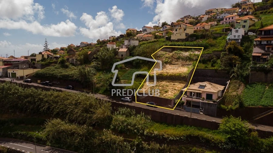 Terreno para Venda em Calheta Foto 3
